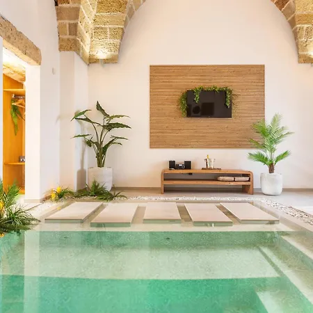 Private Oasi With And Pool - Happy Apartment