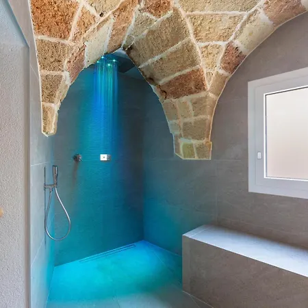 Apartment Private Oasi With And Pool - Happy